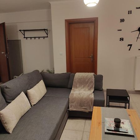 Rania'S House Apartment Aigio Exterior photo