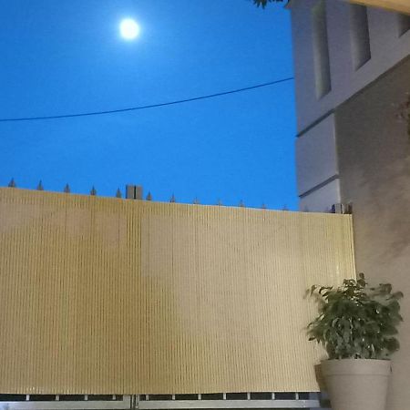 Rania'S House Apartment Aigio Exterior photo